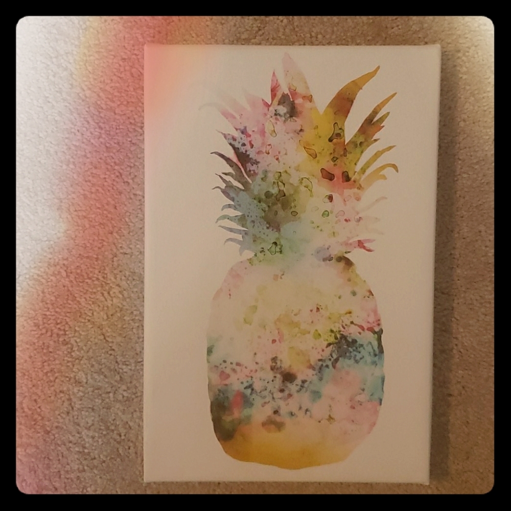 Small Pineapple Canvas Art